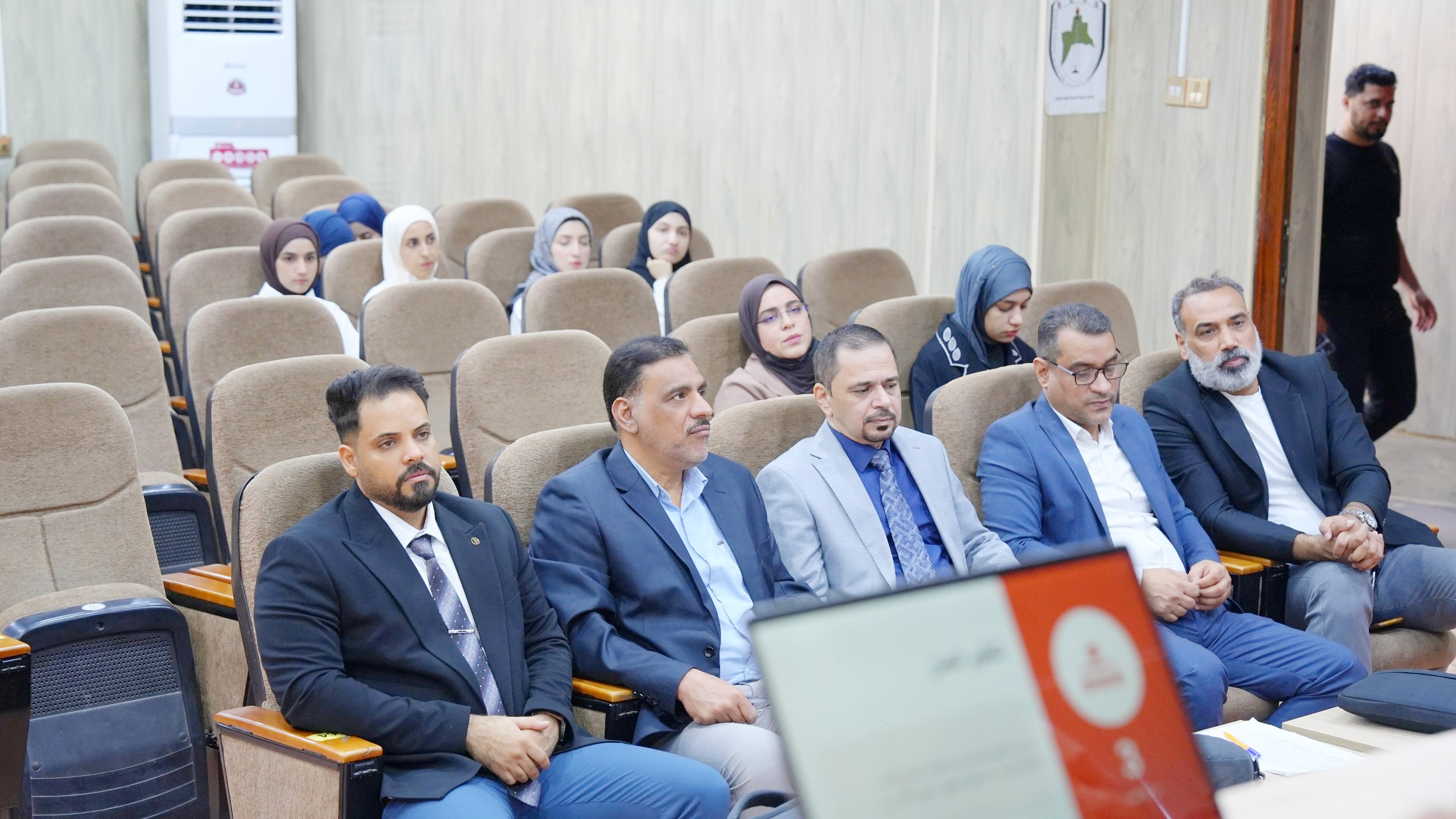 جامعة البصرة للنفط والغاز تنظم دورة تدريبية عن: "المهارات الإدارية" - 3