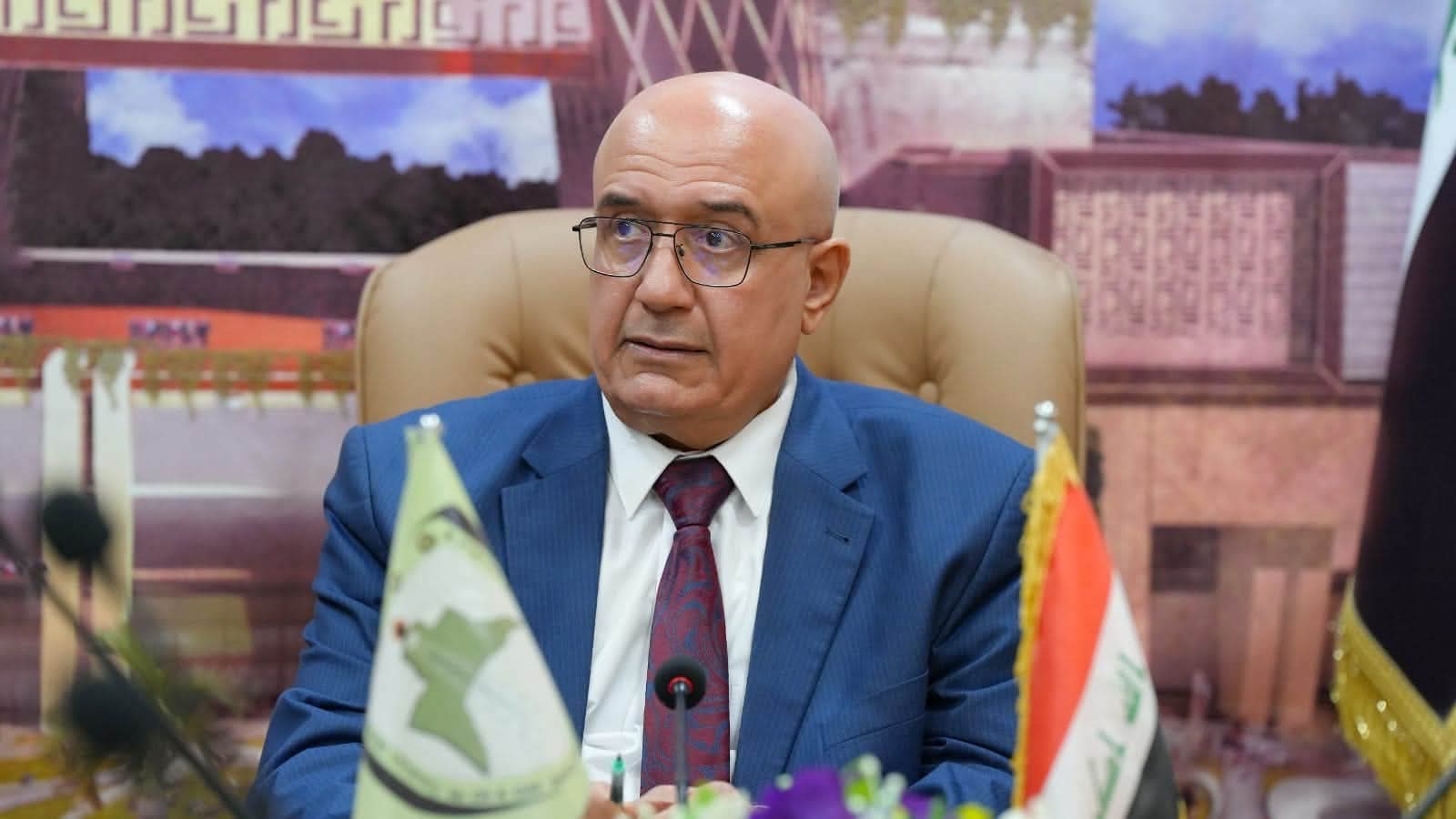 رئيس جامعة البصرة للنفط والغاز يلتقي الطلبة الأوائل في كلية هندسة النفط والغاز - 1
