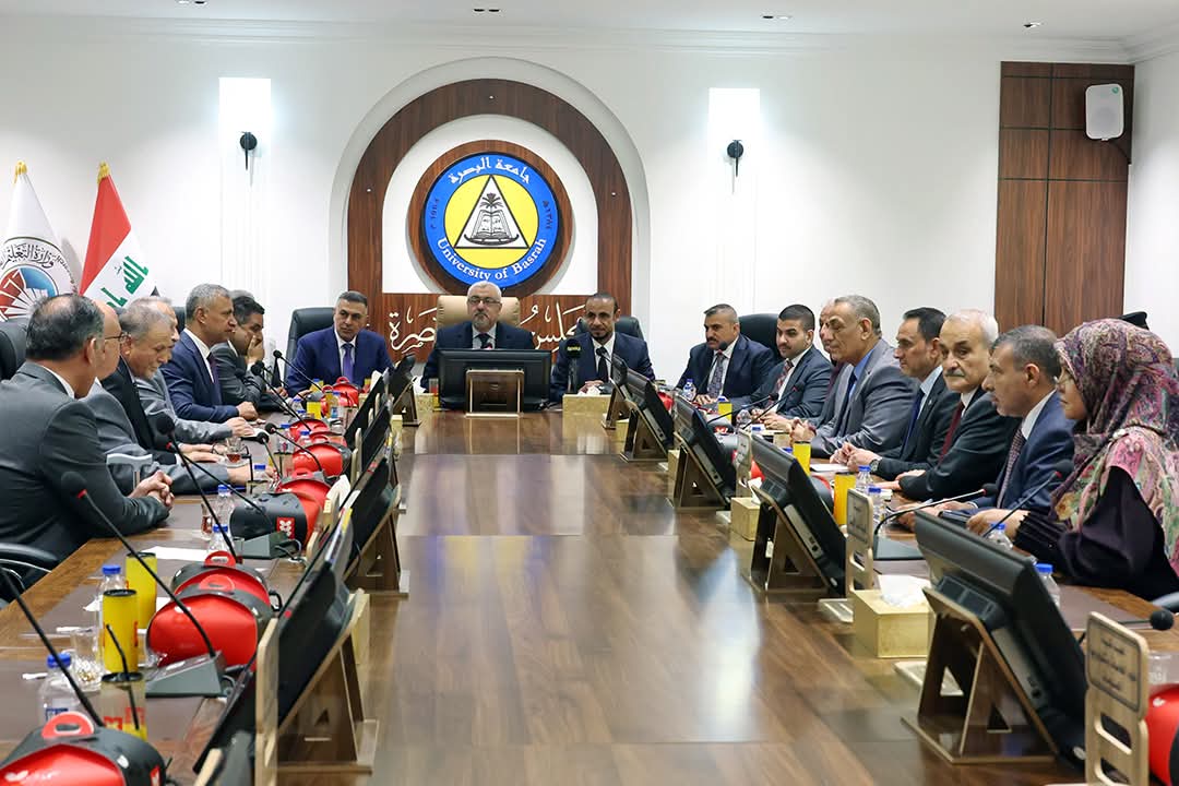 رئيس جامعة البصرة للنفط والغاز يلتقي معالي السيد وزير التعليم العالي والبحث العلمي المحترم في محافظة البصرة - 3