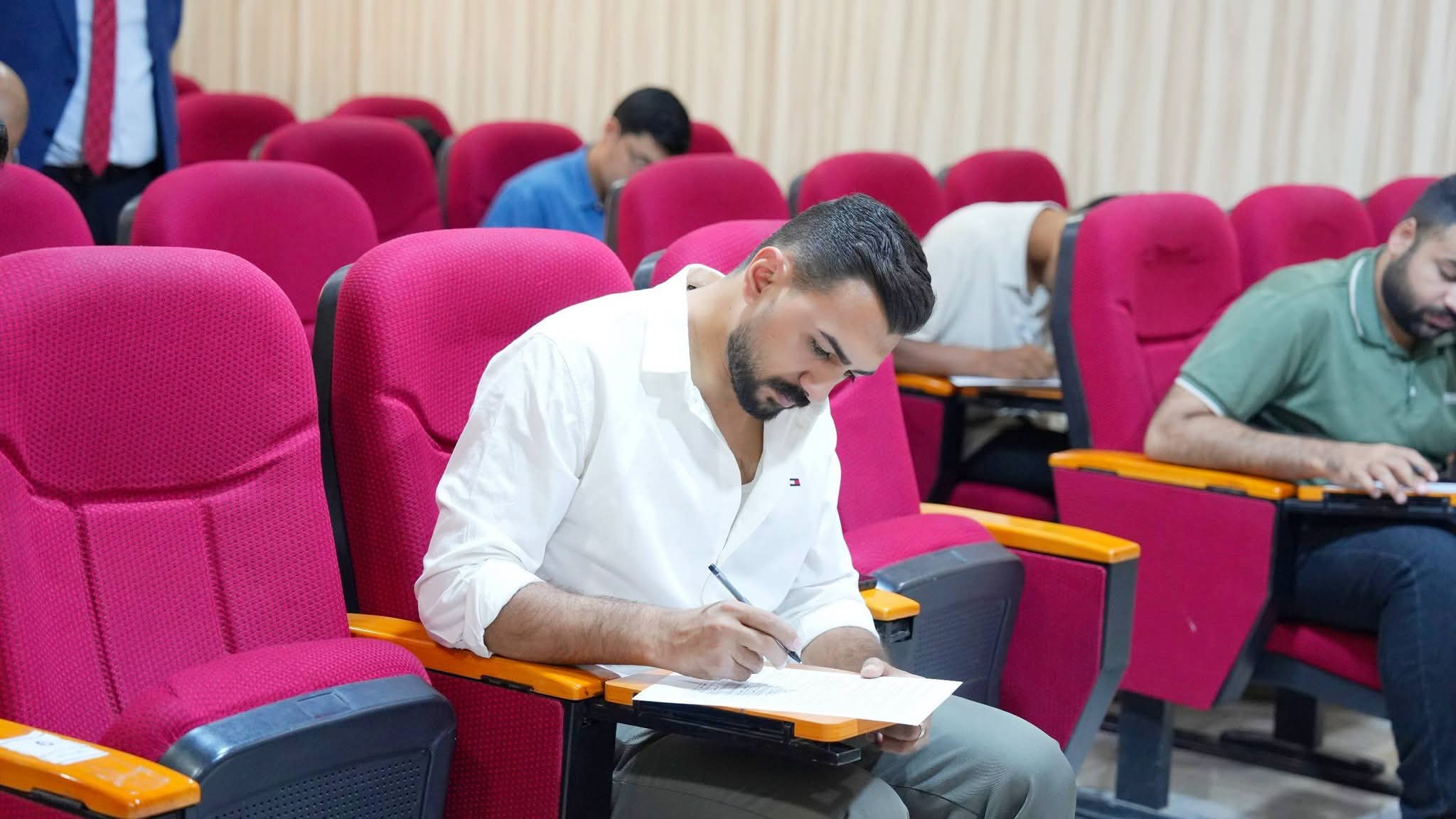 اختتام الدورة التدريبية في جامعة البصرة للنفط والغاز عن: "إدارة الصحة والسلامة المهنية OSHA" لمنتسبي شركة غاز الجنوب وإجراء الإختبار للمشاركين فيها - 2