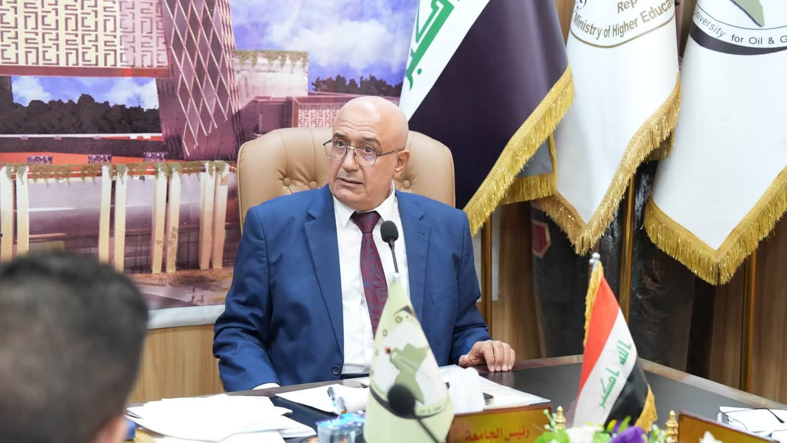 السيد رئيس جامعة البصرة للنفط والغاز يلتقي بعدد من أساتذة كلية هندسة النفط والغاز - 1